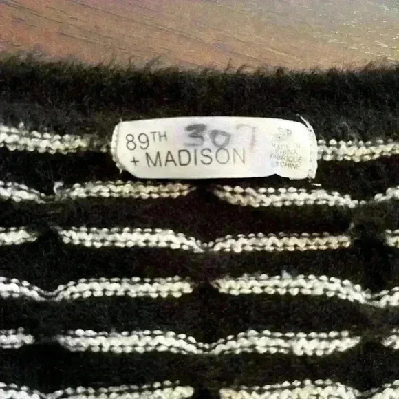 89th and Madison Black & White Open Front Cardigan Size Small - Picture 5 of 7